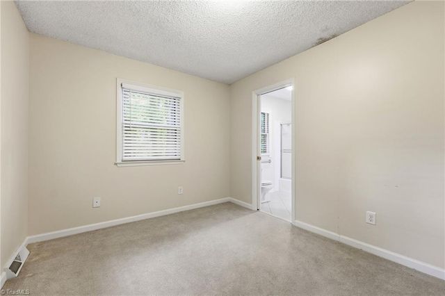 1021 Benjamin Parkway, Greensboro, NC 27408