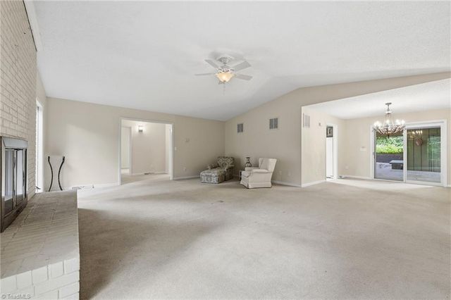 1021 Benjamin Parkway, Greensboro, NC 27408