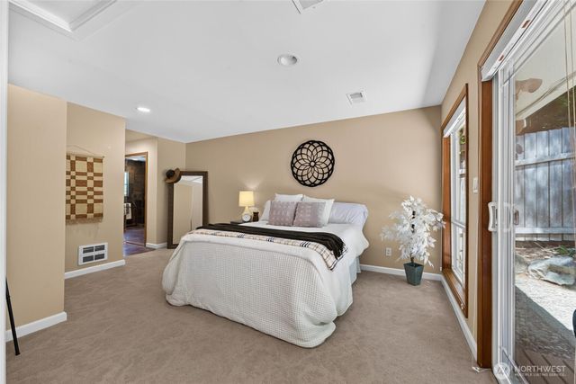 18350 Evanston Avenue N, Shoreline, WA 98133
