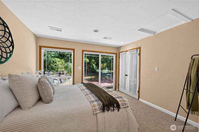 18350 Evanston Avenue N, Shoreline, WA 98133