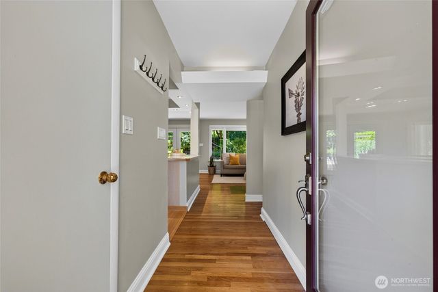 18350 Evanston Avenue N, Shoreline, WA 98133