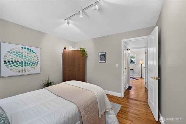 18350 Evanston Avenue N, Shoreline, WA 98133