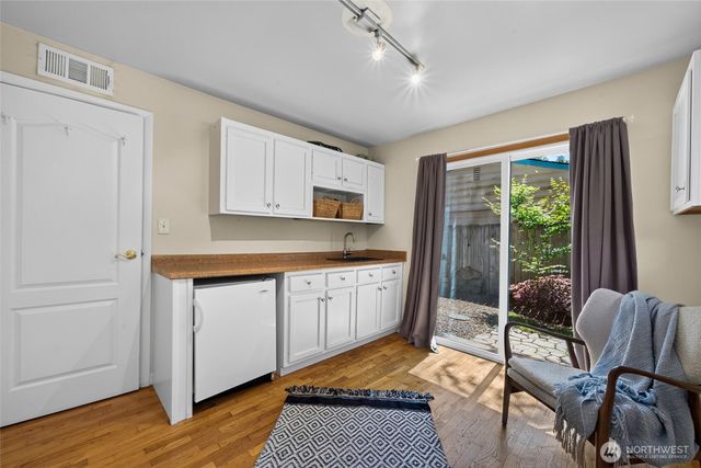 18350 Evanston Avenue N, Shoreline, WA 98133