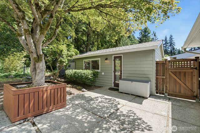 18350 Evanston Avenue N, Shoreline, WA 98133
