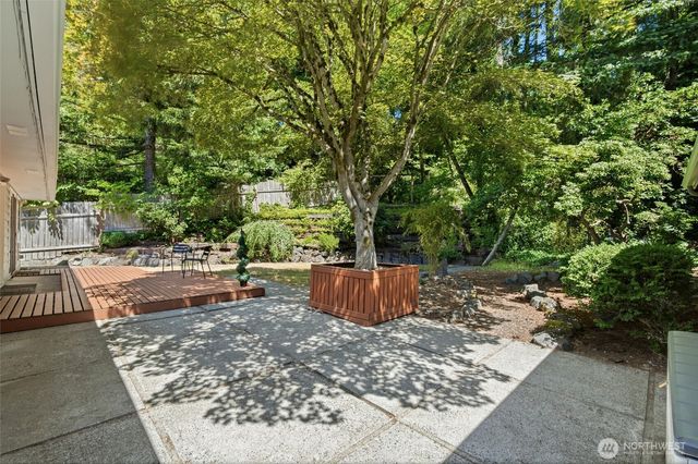 18350 Evanston Avenue N, Shoreline, WA 98133