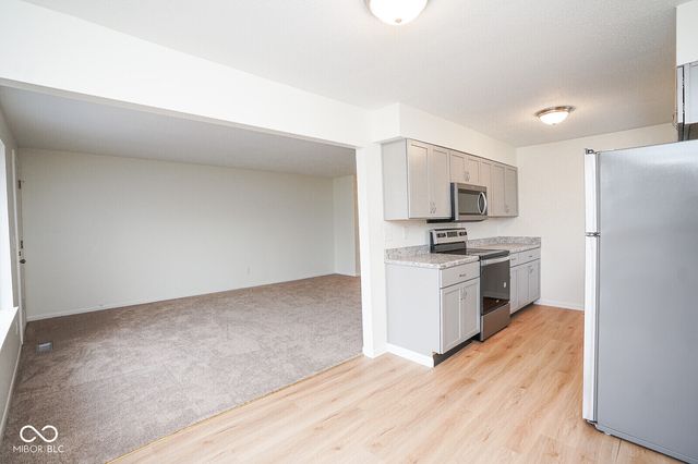 8416 Del Prado Court, Indianapolis, IN 46227