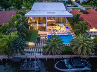 521 Holiday Drive, Hallandale Beach, FL 33009