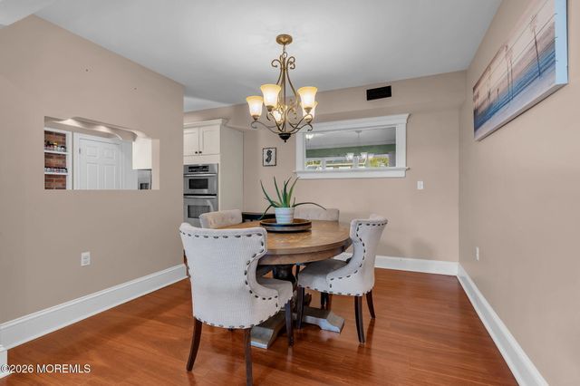 8 Partridge Lane, Howell, NJ 07731