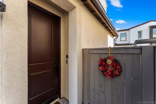 10129 Hercules Way, Spring Valley, CA 91977