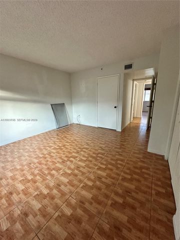 551 NW 82nd Ave 502, Miami, FL 33126