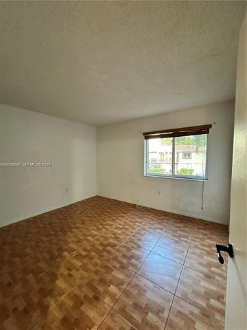 551 NW 82nd Ave 502, Miami, FL 33126