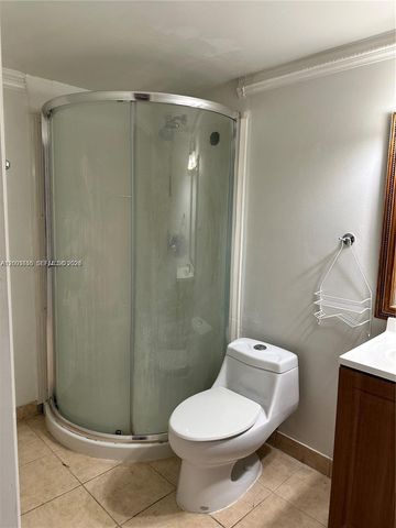 551 NW 82nd Ave 502, Miami, FL 33126