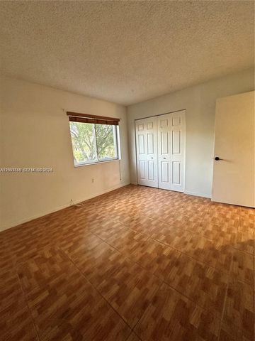 551 NW 82nd Ave 502, Miami, FL 33126