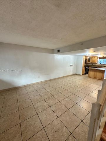 551 NW 82nd Ave 502, Miami, FL 33126