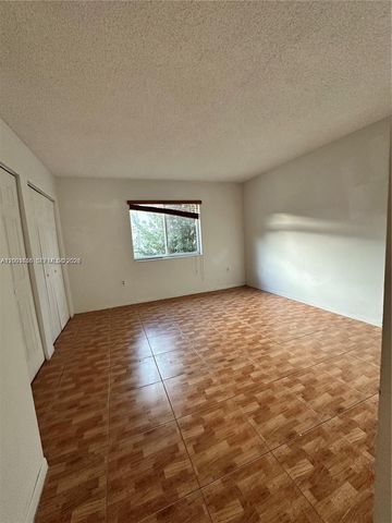 551 NW 82nd Ave 502, Miami, FL 33126