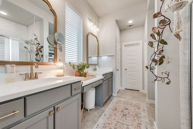 2138 Mossbrook Drive, Royse City, TX 75189