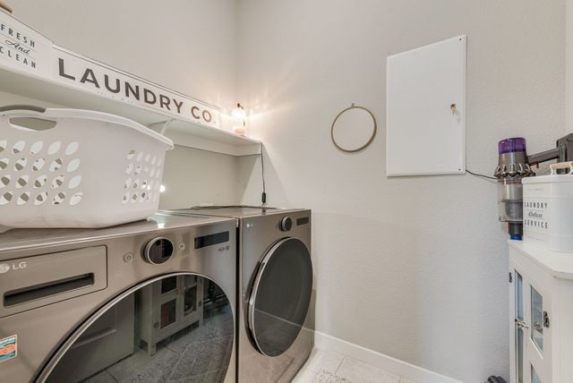 2138 Mossbrook Drive, Royse City, TX 75189