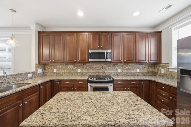 717 E 8th Street, Charlotte, NC 28202