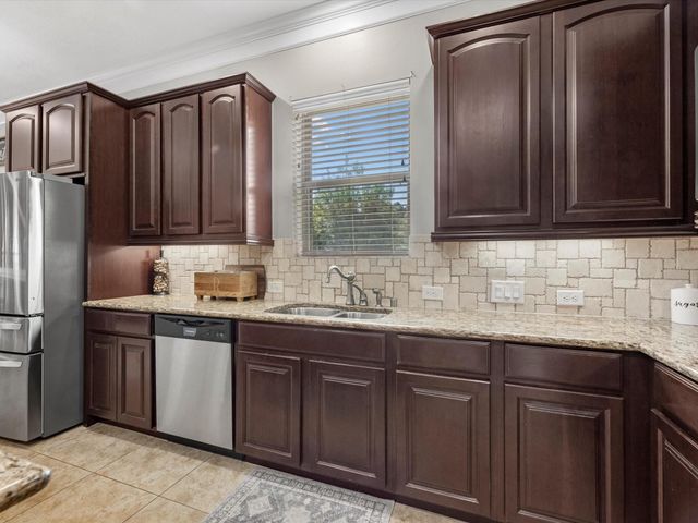 27209 Adrian Hills Lane, Spring, TX 77386