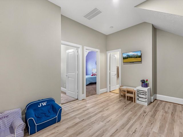 27209 Adrian Hills Lane, Spring, TX 77386