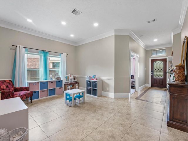 27209 Adrian Hills Lane, Spring, TX 77386