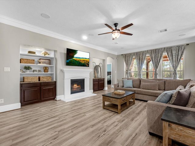 27209 Adrian Hills Lane, Spring, TX 77386