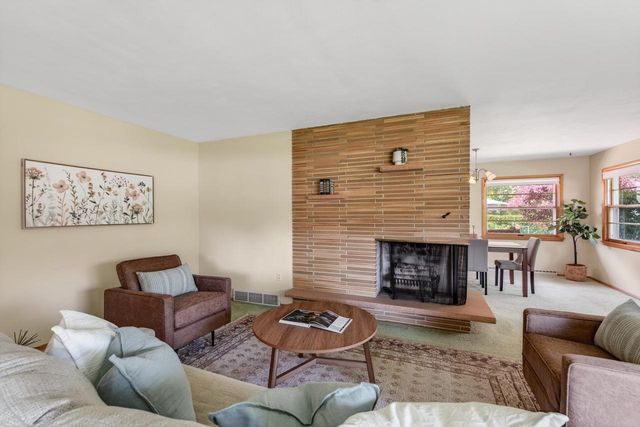 6622 South Avenue, Middleton, WI 53562