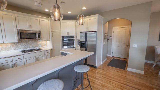 N2371 LONG COVE DRIVE, Waupaca, WI 54981