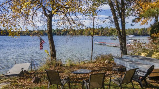 N2371 LONG COVE DRIVE, Waupaca, WI 54981