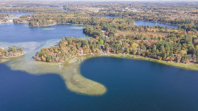 N2371 LONG COVE DRIVE, Waupaca, WI 54981