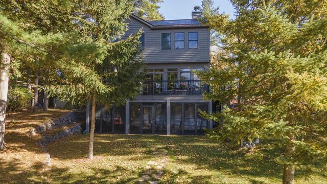 N2371 LONG COVE DRIVE, Waupaca, WI 54981