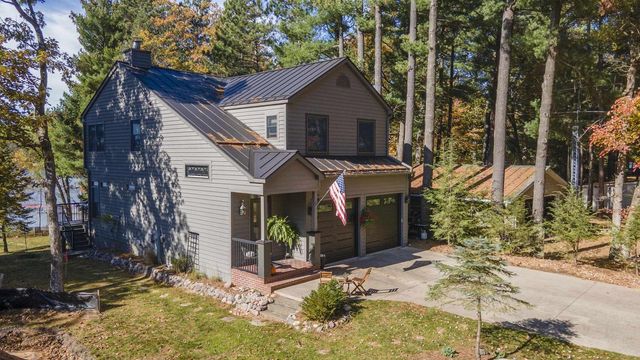 N2371 LONG COVE DRIVE, Waupaca, WI 54981