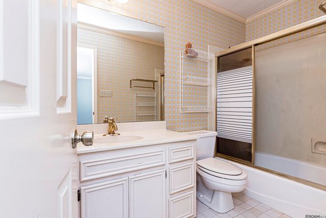 2413 Shadowbrook Dr, Baton Rouge, LA 70816