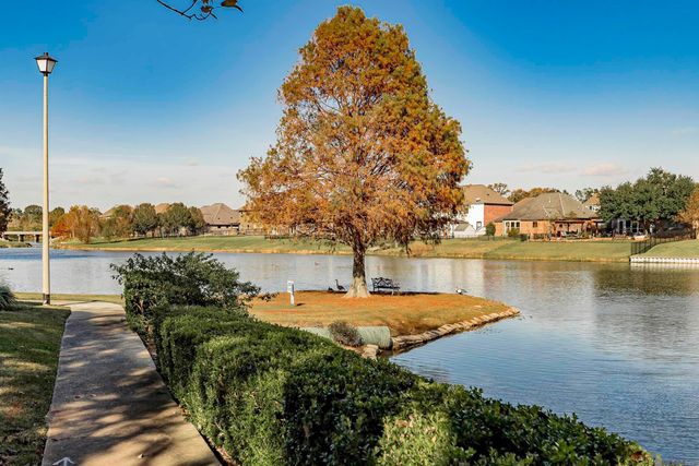 2413 Shadowbrook Dr, Baton Rouge, LA 70816