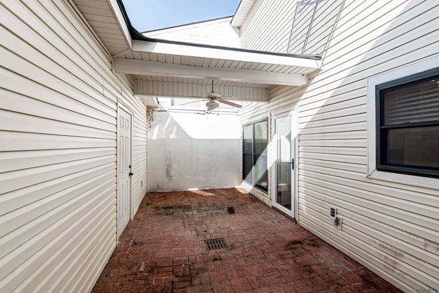 2413 Shadowbrook Dr, Baton Rouge, LA 70816