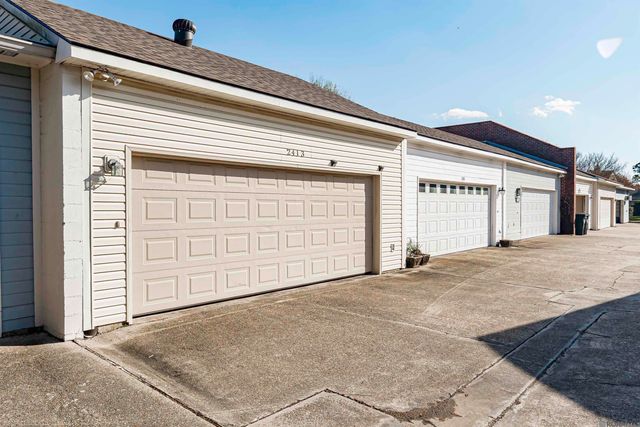 2413 Shadowbrook Dr, Baton Rouge, LA 70816