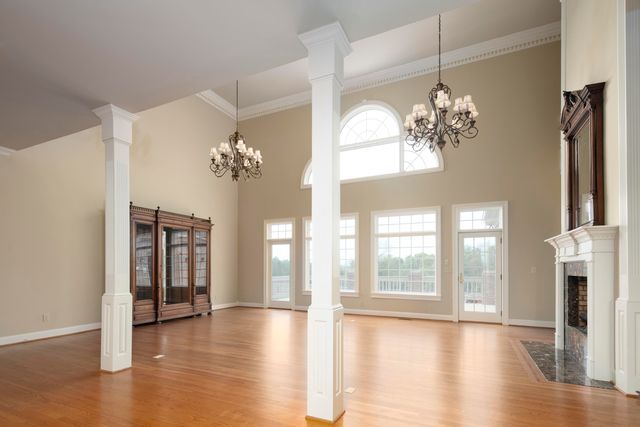 4664 Lexington Road, Winchester, KY 40391