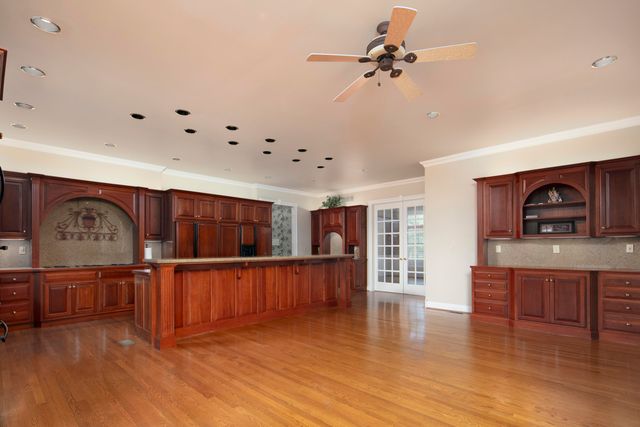 4664 Lexington Road, Winchester, KY 40391