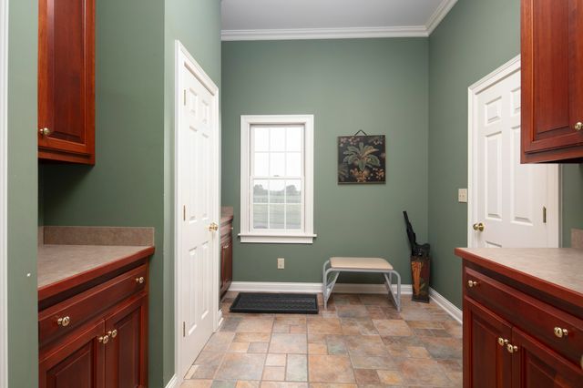 4664 Lexington Road, Winchester, KY 40391