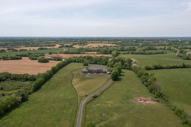 4664 Lexington Road, Winchester, KY 40391