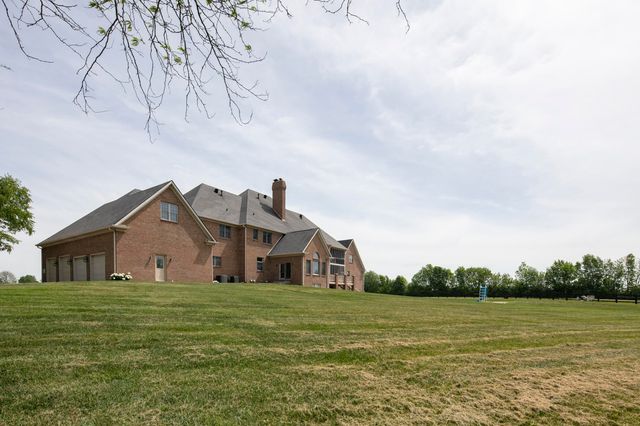 4664 Lexington Road, Winchester, KY 40391