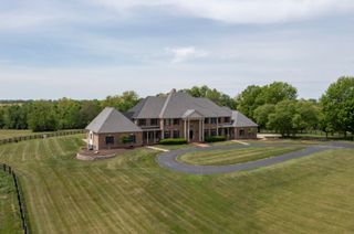 4664 Lexington Road, Winchester, KY 40391