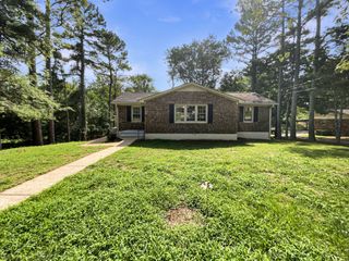 655 Colburn Dr, Lewisburg, TN 37091