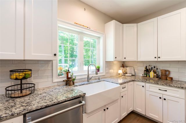 37 Biltmore Drive, Hopewell Junction, NY 12533
