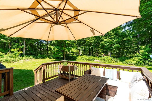 37 Biltmore Drive, Hopewell Junction, NY 12533