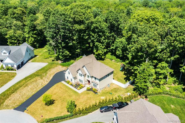 37 Biltmore Drive, Hopewell Junction, NY 12533