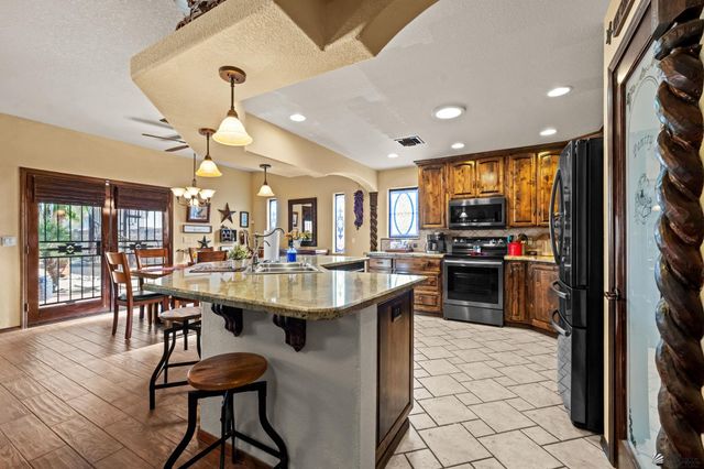 14662 E 52 St, Yuma, AZ 85367