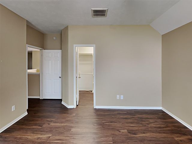 1927 Makenna Lane, Houston, TX 77049