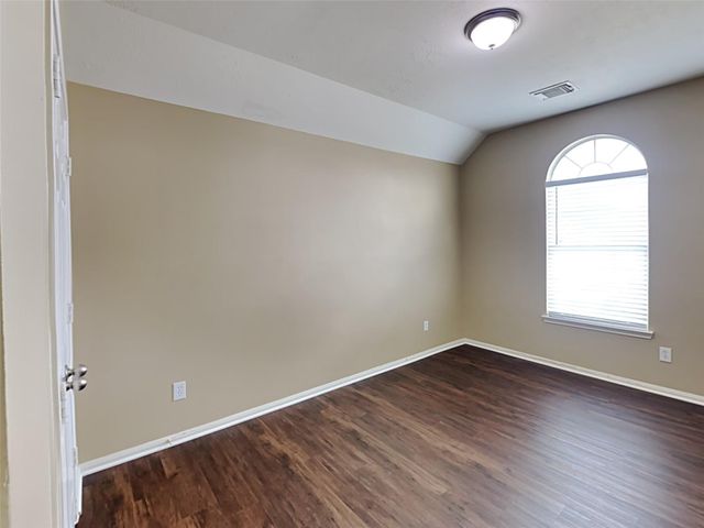 1927 Makenna Lane, Houston, TX 77049