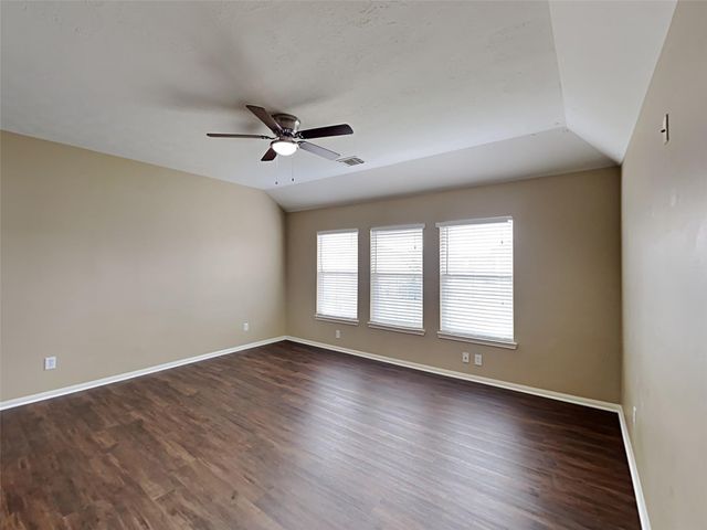1927 Makenna Lane, Houston, TX 77049